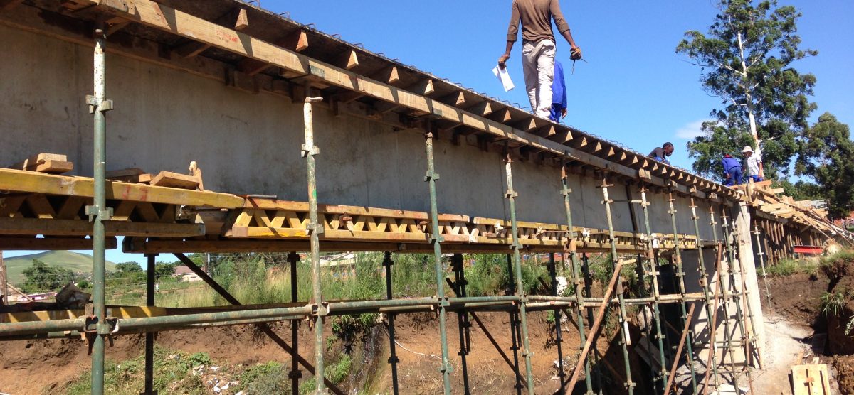 Kwapata River and Rail Bridge Crossing (Edendale Pietermaritzburg)